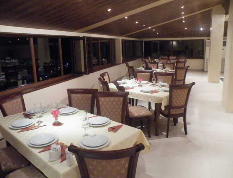 Capital Hotel Erivan Exterior foto