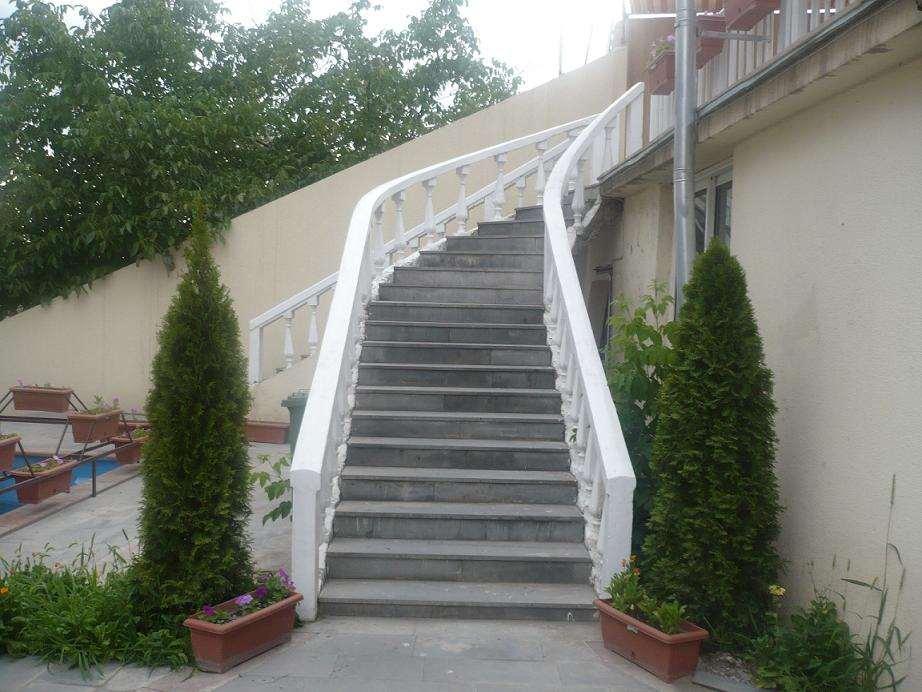Capital Hotel Erivan Exterior foto